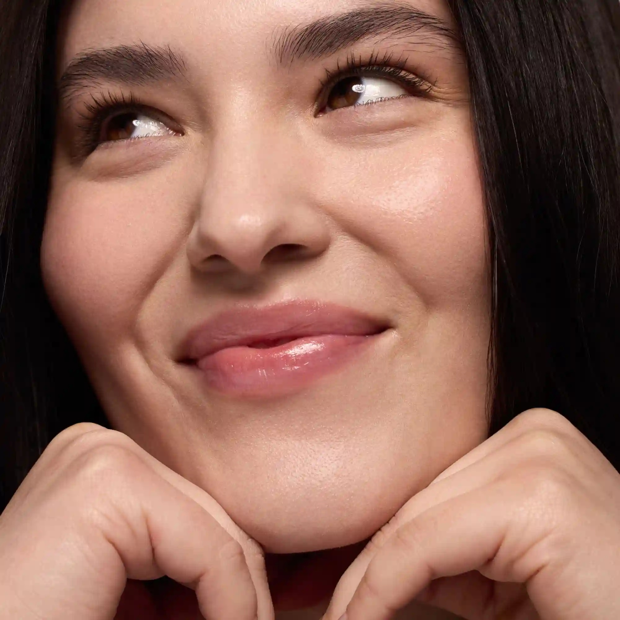 Sheer Skin Tint - Image 3